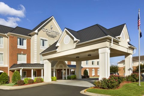 里士满西卡尔森丽怡酒店(Country Inn & Suites by Radisson, Richmond West at I-64, VA)