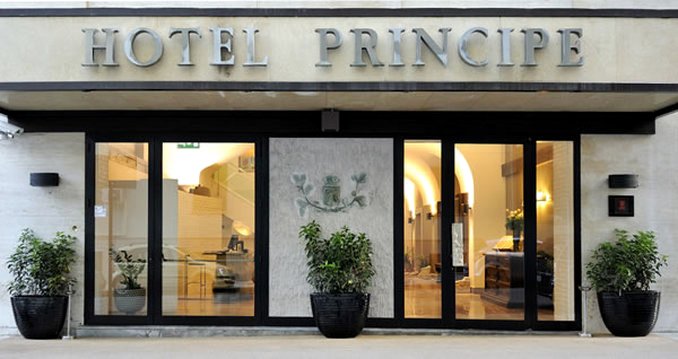 普林奇比迪维拉弗兰卡酒店(Hotel Principe di Villafranca)