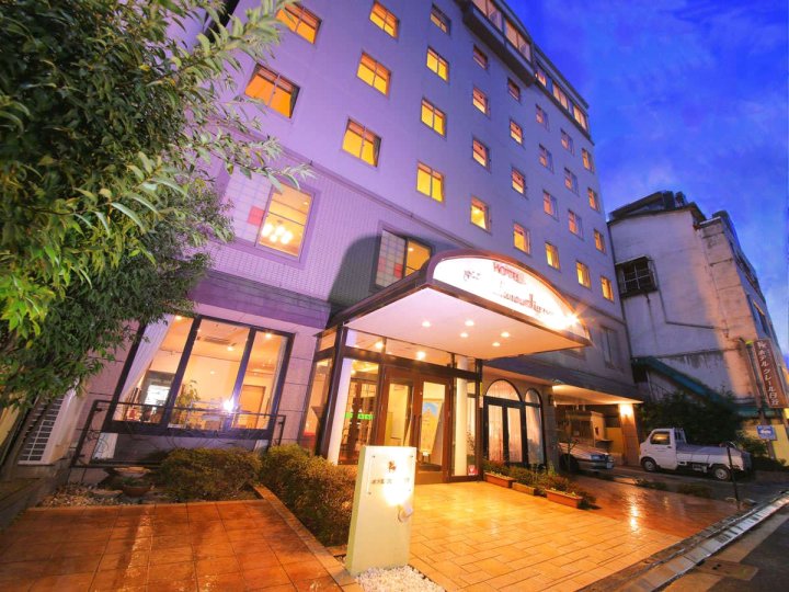 克莱尔日笠酒店(Hotel Claire Higasa)