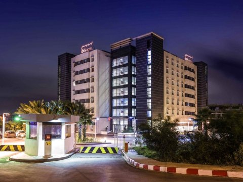 奥兰法莱斯宜必思酒店(Ibis Oran les Falaises)