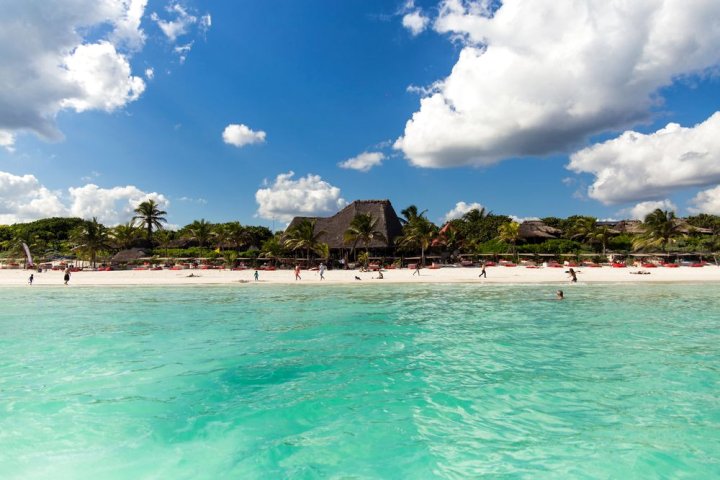 图兰泊克娜酒店(Hotel Poc Na Tulum)