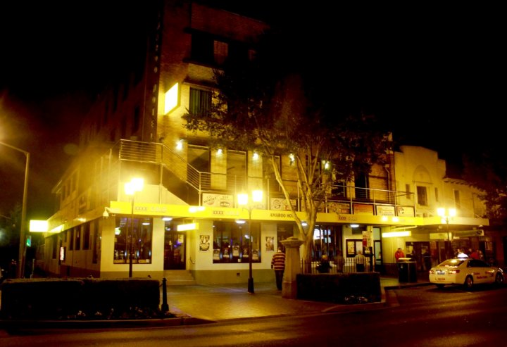 达博阿马罗酒店(Amaroo Hotel Dubbo)