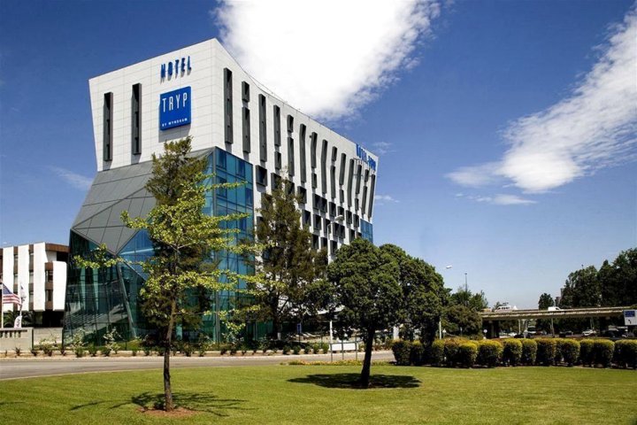 里斯本机场爵怡酒店(Tryp Lisboa Aeroporto Hotel)