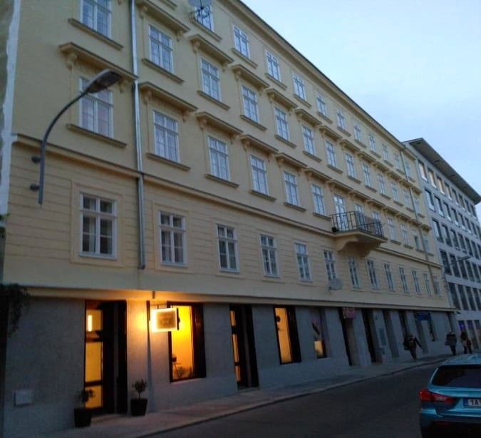 诺沃布兰斯卡豪华公寓(Luxury Apartment Novobranska)