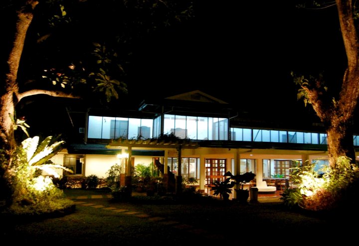 达沃塔古姆拉尼卡酒店(Plantation House Davao)