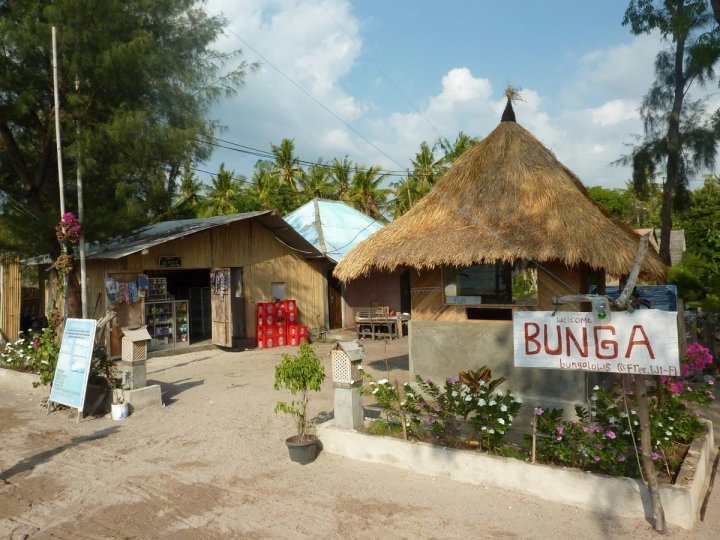 本加简易别墅酒店(Bunga Bungalow)