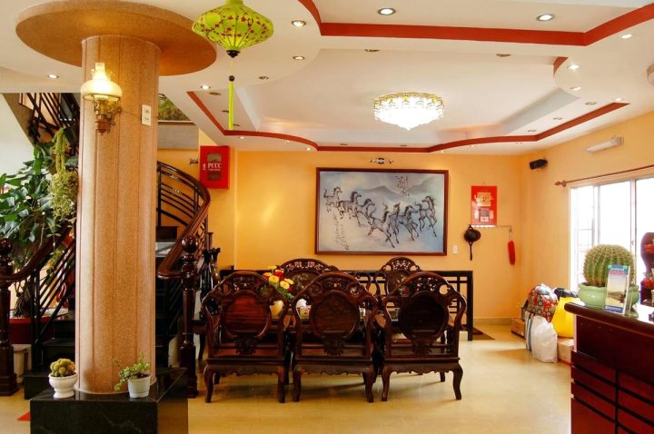 翠陈酒店(Thuy Tran Hotel)