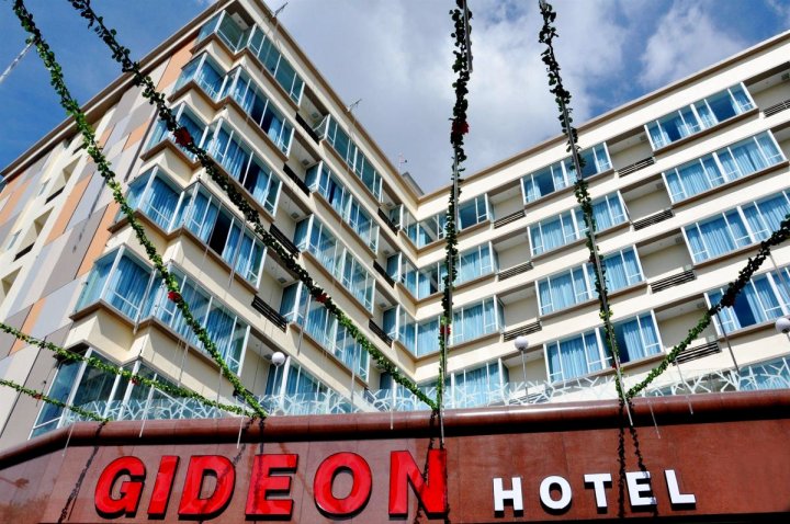 巴淡岛基甸酒店(Gideon Hotel Batam)