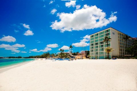 巴哈马全包式微风度假村(Breezes Resort Bahamas All Inclusive)