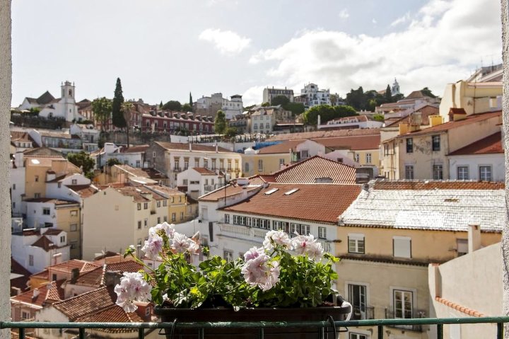 阿尔法玛圣艾斯托沃观景点里斯本奶酪及葡萄酒公寓(Alfama - St Estevão Viewpoint | Lisbon Cheese & Wine Apartments)