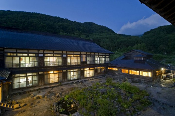 酸汤温泉日式旅馆(Sukayu Onsen Ryokan)