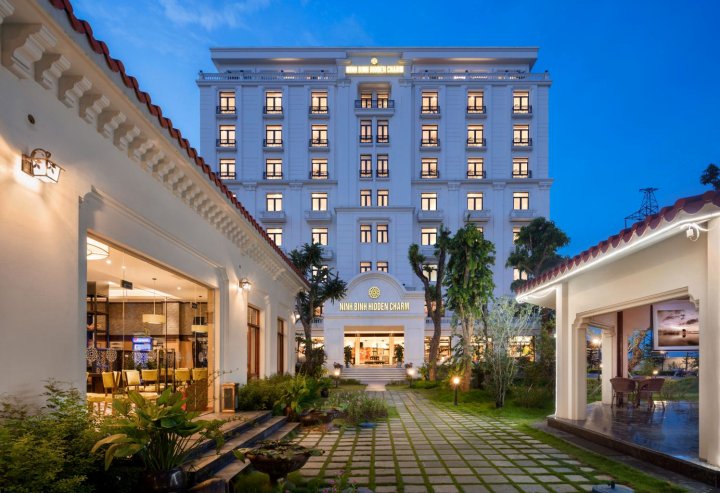 宁平隐秘魅力度假酒店(Ninh Binh Hidden Charm Hotel & Resort)