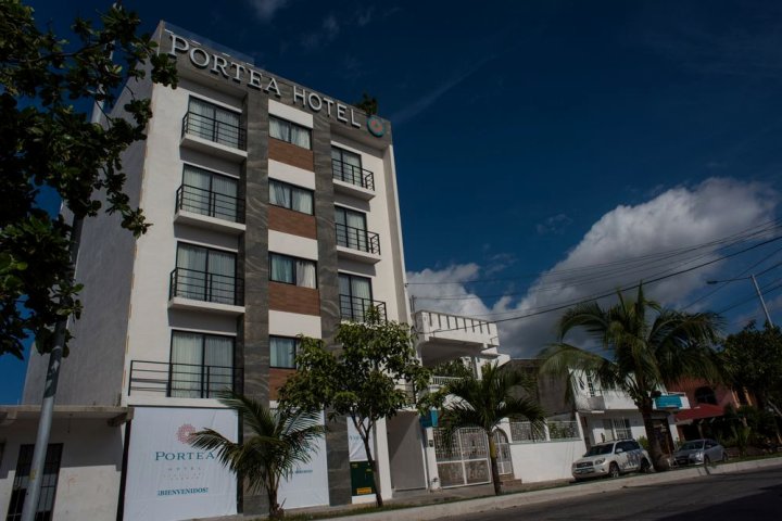 中城第 5 大道卡曼海滩波尔提亚酒店(Portea Hotel Playa del Carmen 5th Ave Midtown)