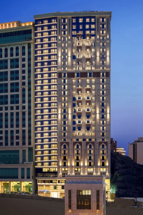 麦加贾巴尔卡巴喜来登酒店(Sheraton Makkah Jabal Al Kaaba Hotel)
