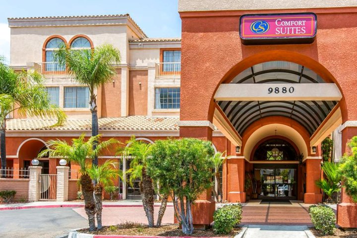 美丽华圣迭戈舒适套房酒店(Comfort Suites San Diego Miramar)