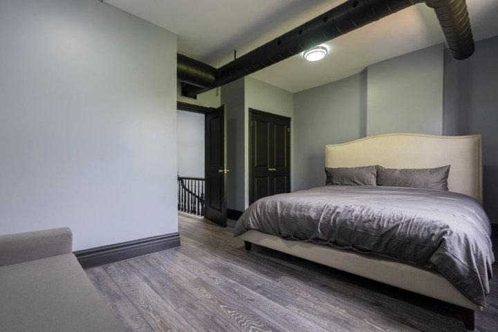 苹果木套房酒店 - 西皇后街西方阁楼(Applewood Suites - West Queen West Loft)