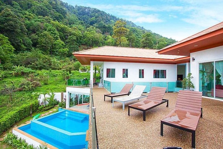 Villa Niyati - 带私人泳池的七卧室物业(Villa Niyati | Large 7 Bed Sea View Pool Residence in Phuket)