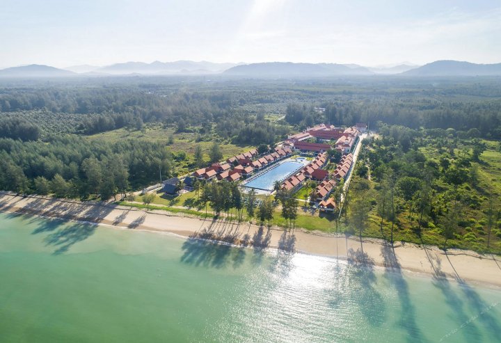 梅纳拉北海滨别墅度假酒店(Le Menara North Khao Lak Resort)