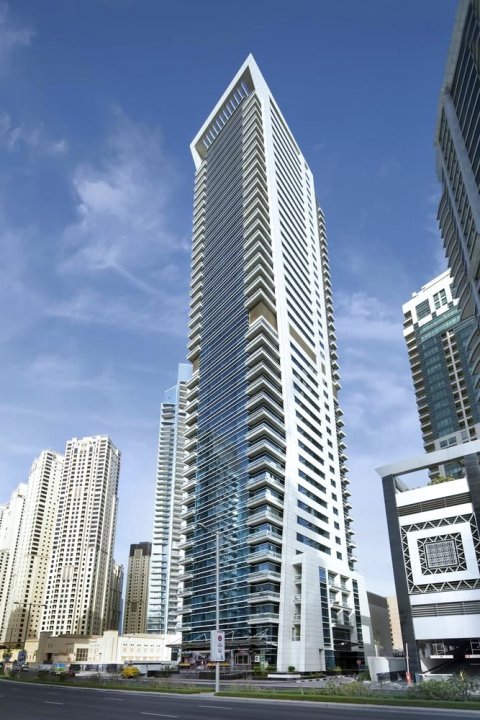 巴塞罗迪拜码头公寓(Barceló Residences Dubai Marina)