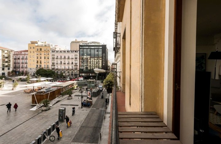 市中心丘埃卡景观酒店(Chueca Con Vistas City Center)