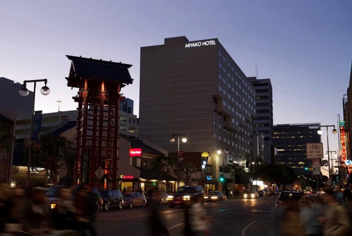 洛杉矶宫古酒店(Miyako Hotel Los Angeles)