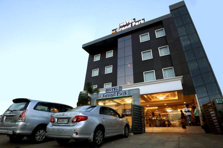 NK 公园大酒店(NK Grand Park Hotel)