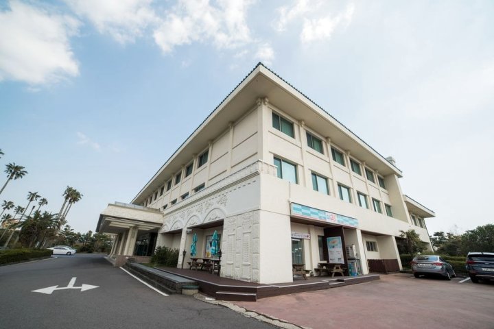 济州哈纳酒店(Jeju Hana Hotel)