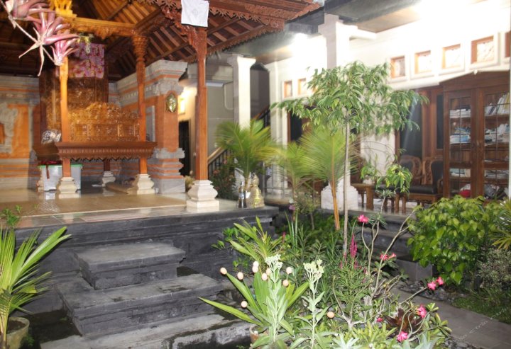 多诺旅馆(Dono Guest House)