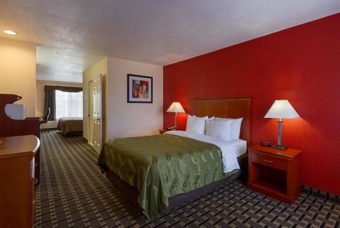 亨廷顿海滩芳泉谷套房品质酒店(Quality Inn & Suites Huntington Beach - Fountain Valley)