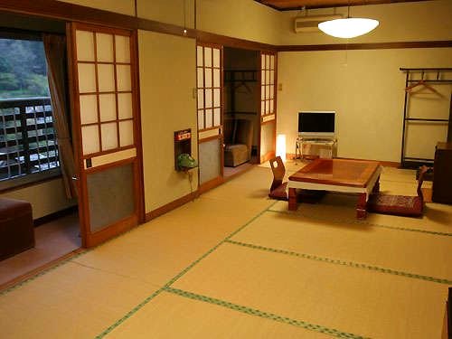 丸屋传统日式旅馆(Ryokan Maruya)