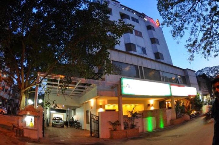 施里德威公园酒店(Hotel Shridevi Park)