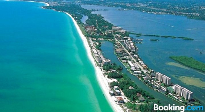 Downtown Sarasota, Best Location for Your Vacation !!!