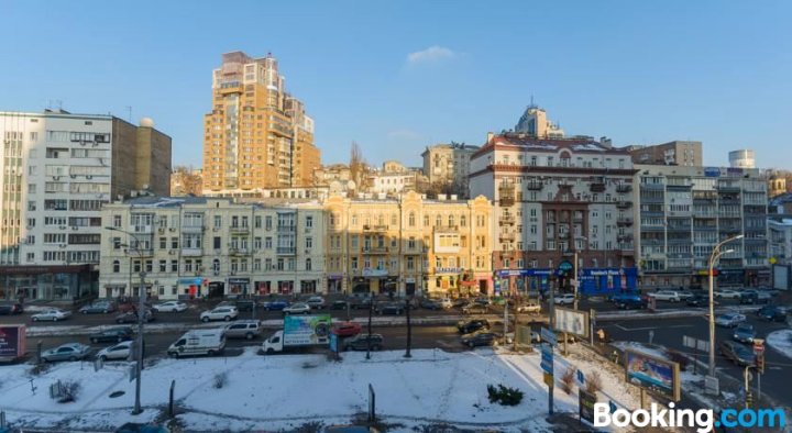 克斯泰纳亚街科夫住宿公寓(Kiev Accommodation Apartment on Basseinaya st.)