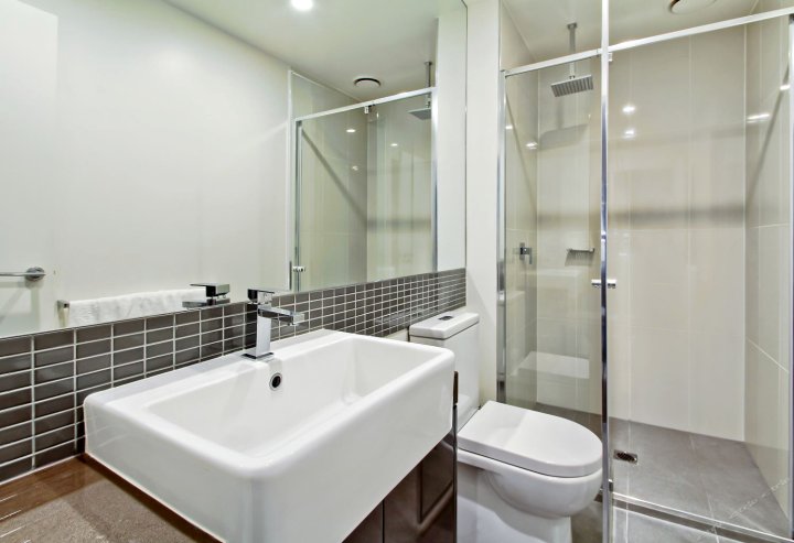 墨尔本南岸现代化全自助式一卧室公寓 (201CLK)(Melbourne Southbank Fully Self Contained Modern 1 Bed (201Clk))