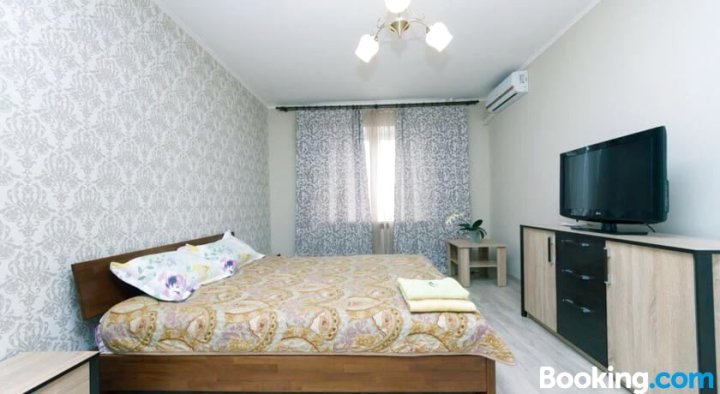 奥莱菲斯其2b公寓(Apartment on Oleny Phcilky 2b)