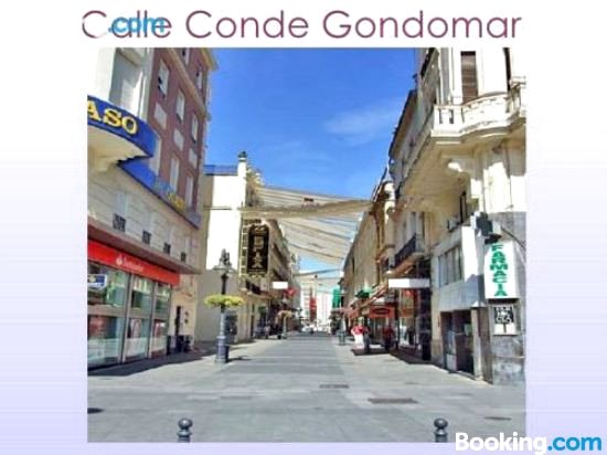 宫多玛尔考多吧公寓(Apartamentos Gondomar Cordoba)