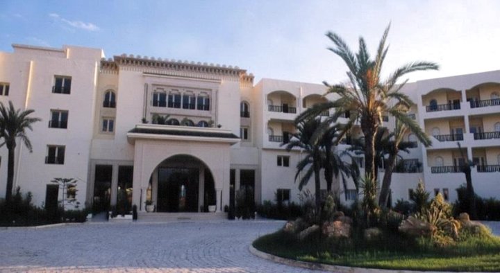 哈马迈特布拉沃酒店(Hotel Bravo Hammamet)