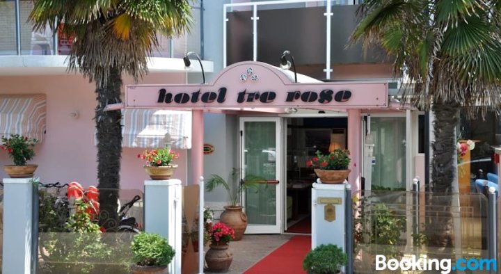 特里玫瑰酒店(Hotel Tre Rose)