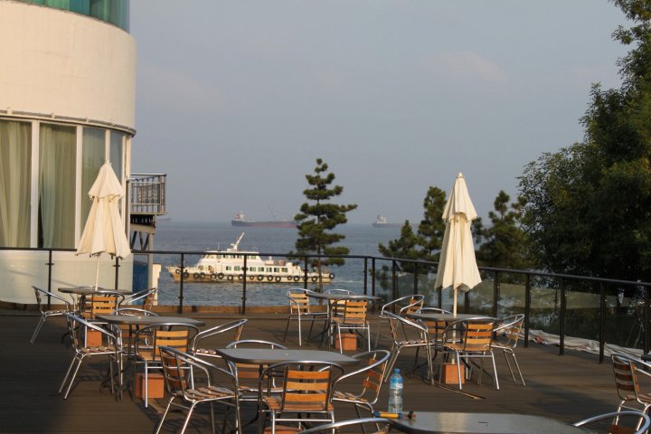 88酒店(威海市威高广场旅游码头店)