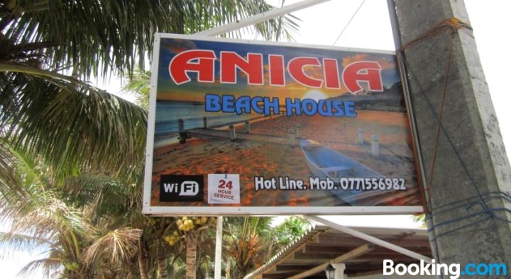 阿尼齐亚海滨别墅(Anicia Beach House)