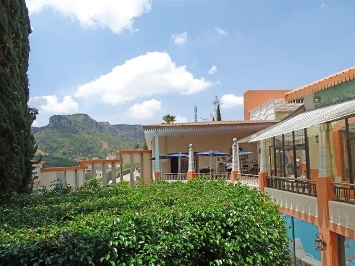 瓜纳华托索雷尔酒店(Hotel Soleil Guanajuato)