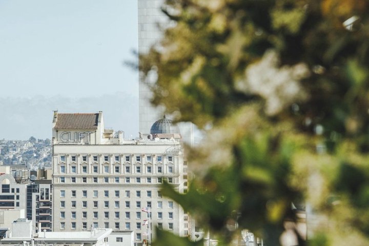克利夫特皇家索尼斯塔酒店(The Clift Royal Sonesta Hotel)