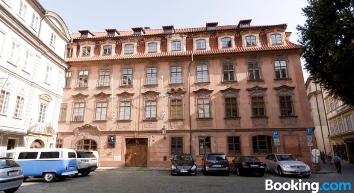 贝多芬宫公寓(Palace Beethoven Apartment)
