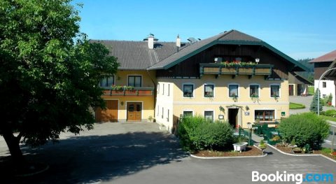 格斯福凯美瑞特酒店(Krämerwirt Hotel-Gasthof)