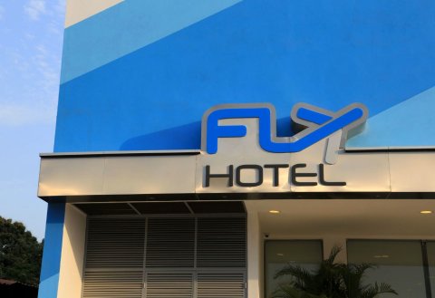 飞行酒店(Fly Hotel)