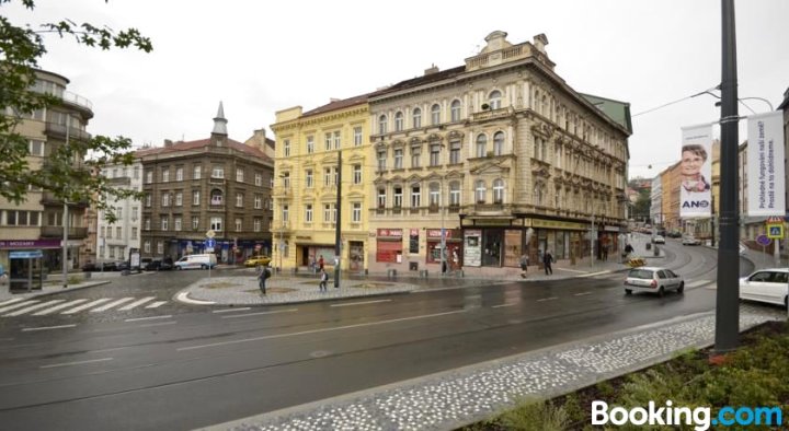 布拉格美丽公寓(Beautiful Apartments in Prague)