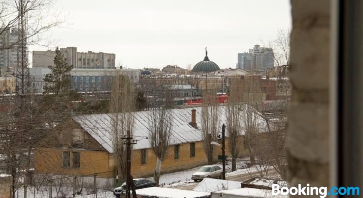 巴克赫曼卡街公寓(Apartment on Parkhomenko Street)