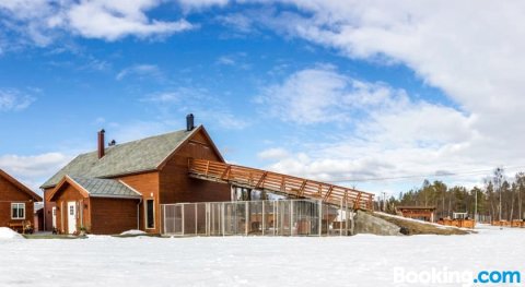 霍尔曼赫斯基山林小屋(Holmen Husky Lodge)