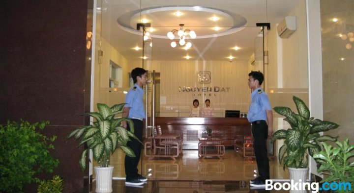 阮达酒店(Nguyen Dat Hotel)