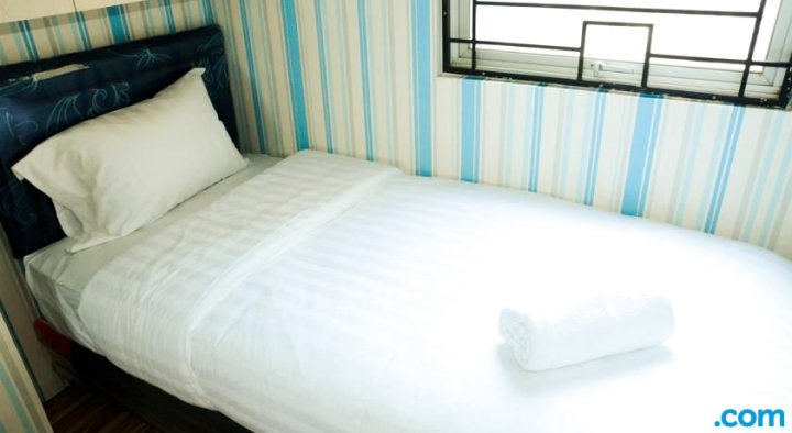 特雷夫力梅普尔公园宿恩特尔公园公寓三卧室带沙发床(3 Br with Sofa Bed at Maple Park Sunter Apartment by Travelio)